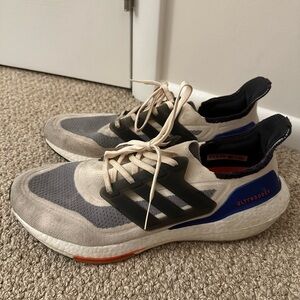 Ultra Boosts 22 | US Men’s Size 13 |